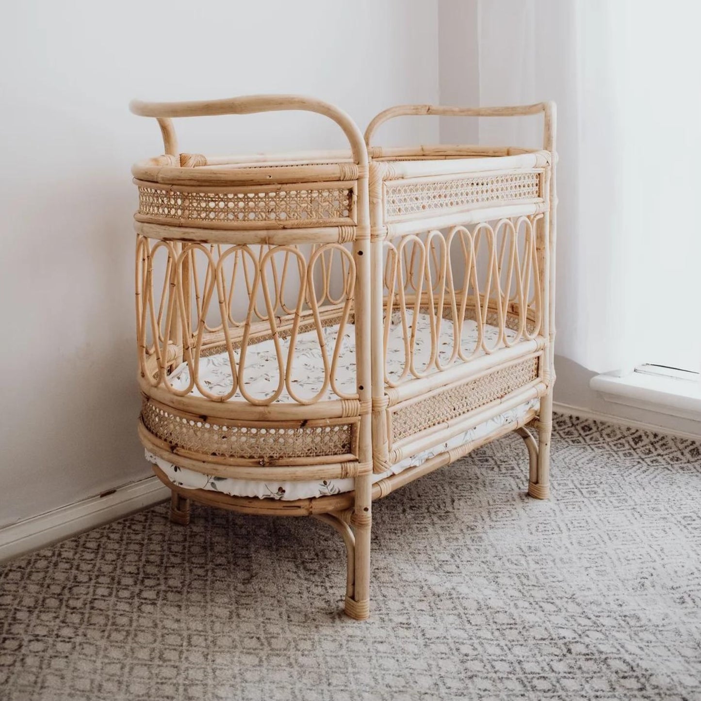 Baby Llama Drama Bassinet