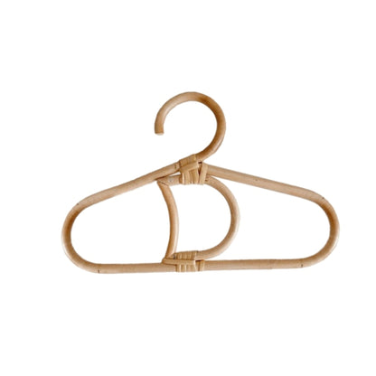 Muzzy's Mini rattan hanger