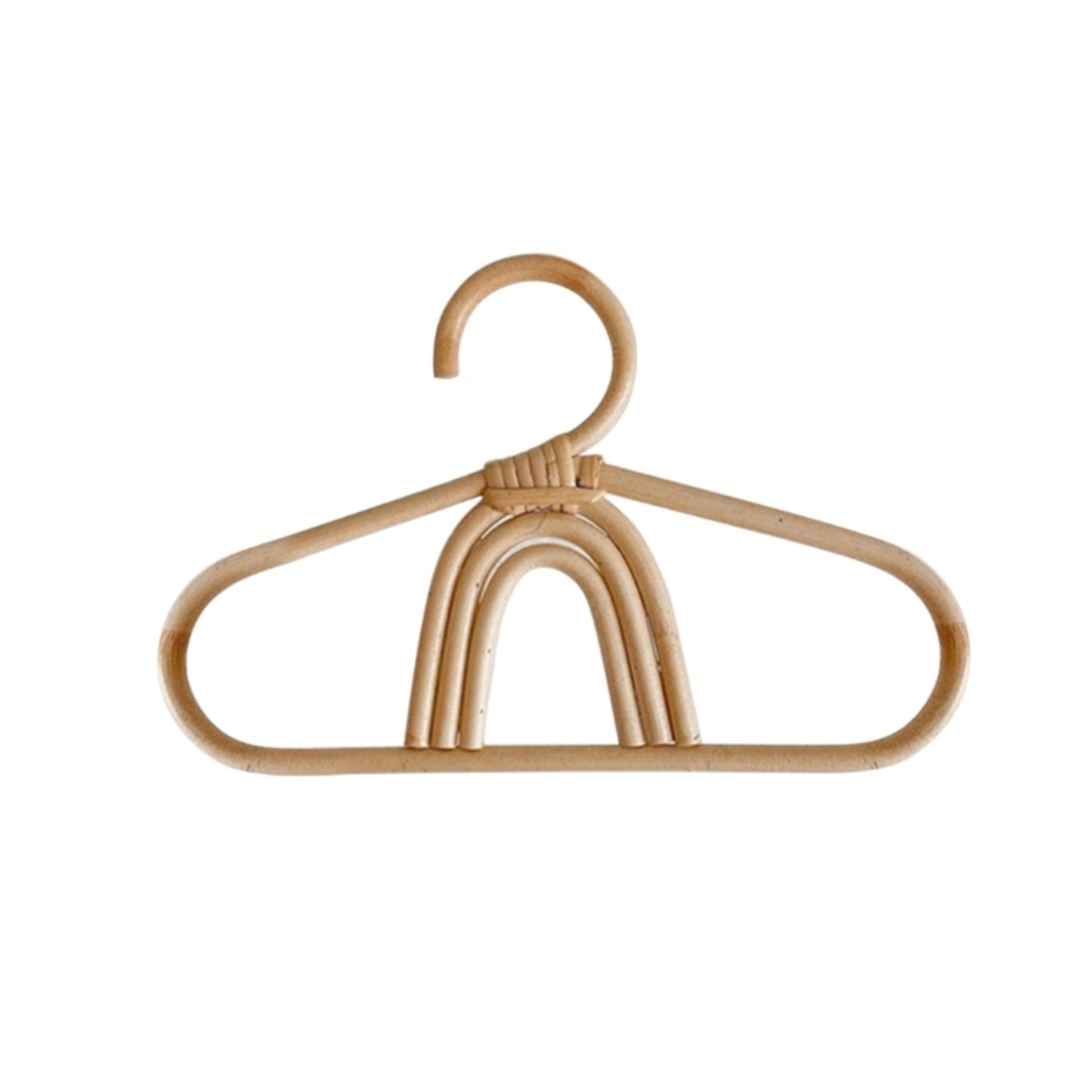 Muzzy's Mini rattan hanger